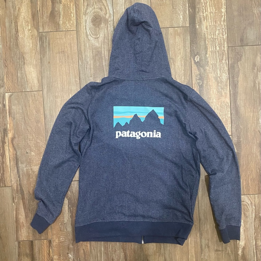 Patagonia Women’s Zip Up Hoodie size large